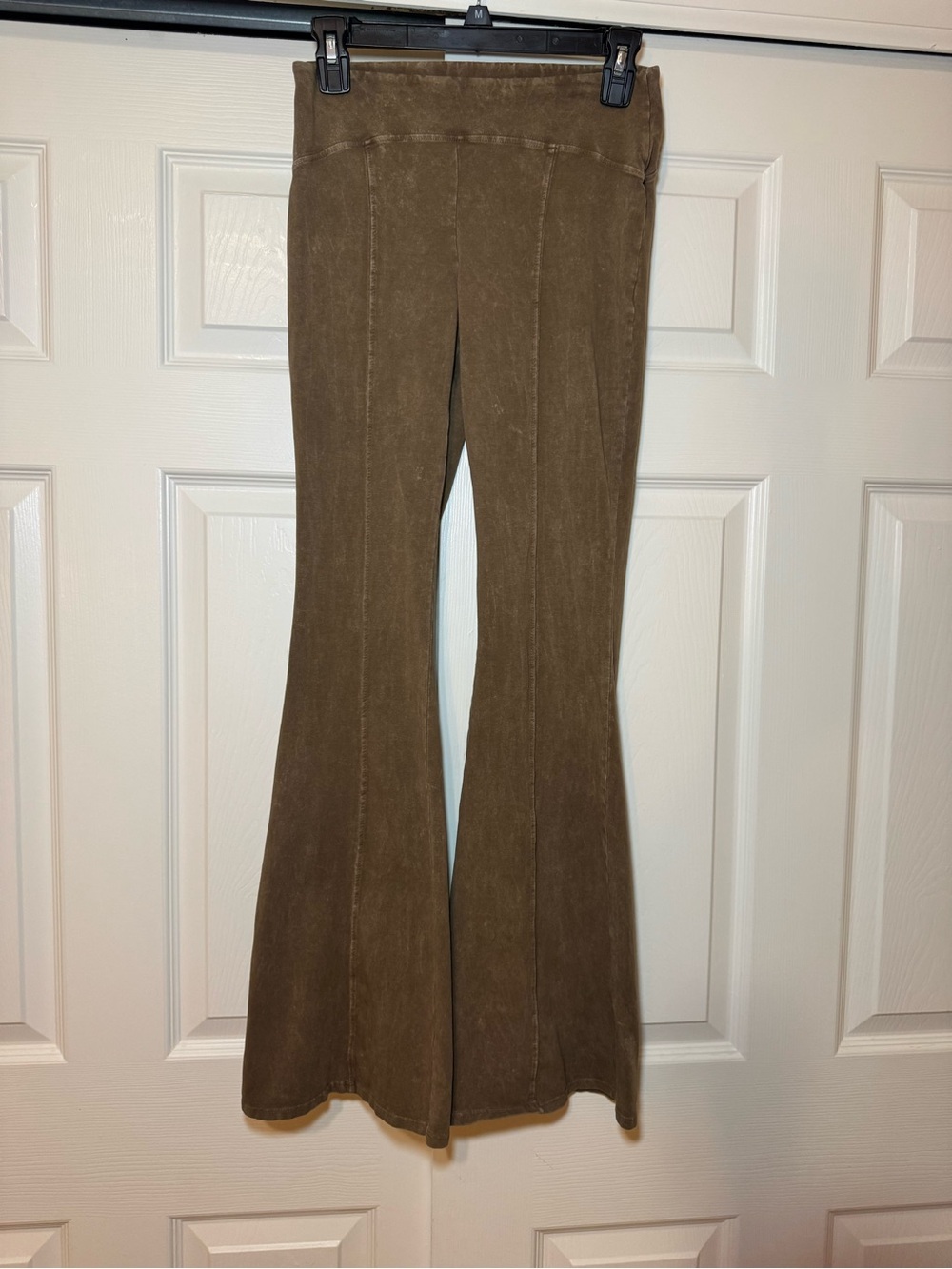 Fashion Nova women’s Yoga Flared Knit Pants in Olive Brown